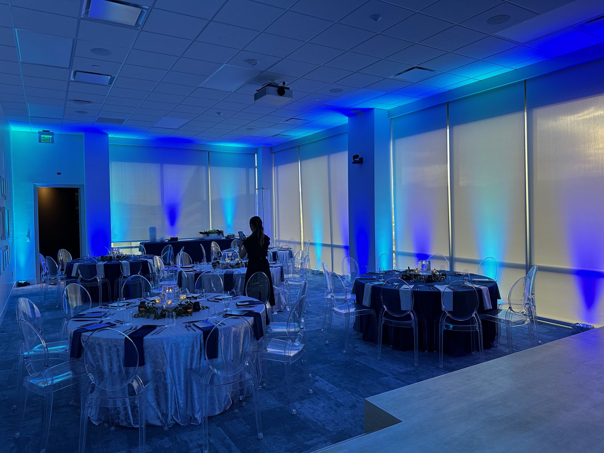 Newpark Uplighting scaled